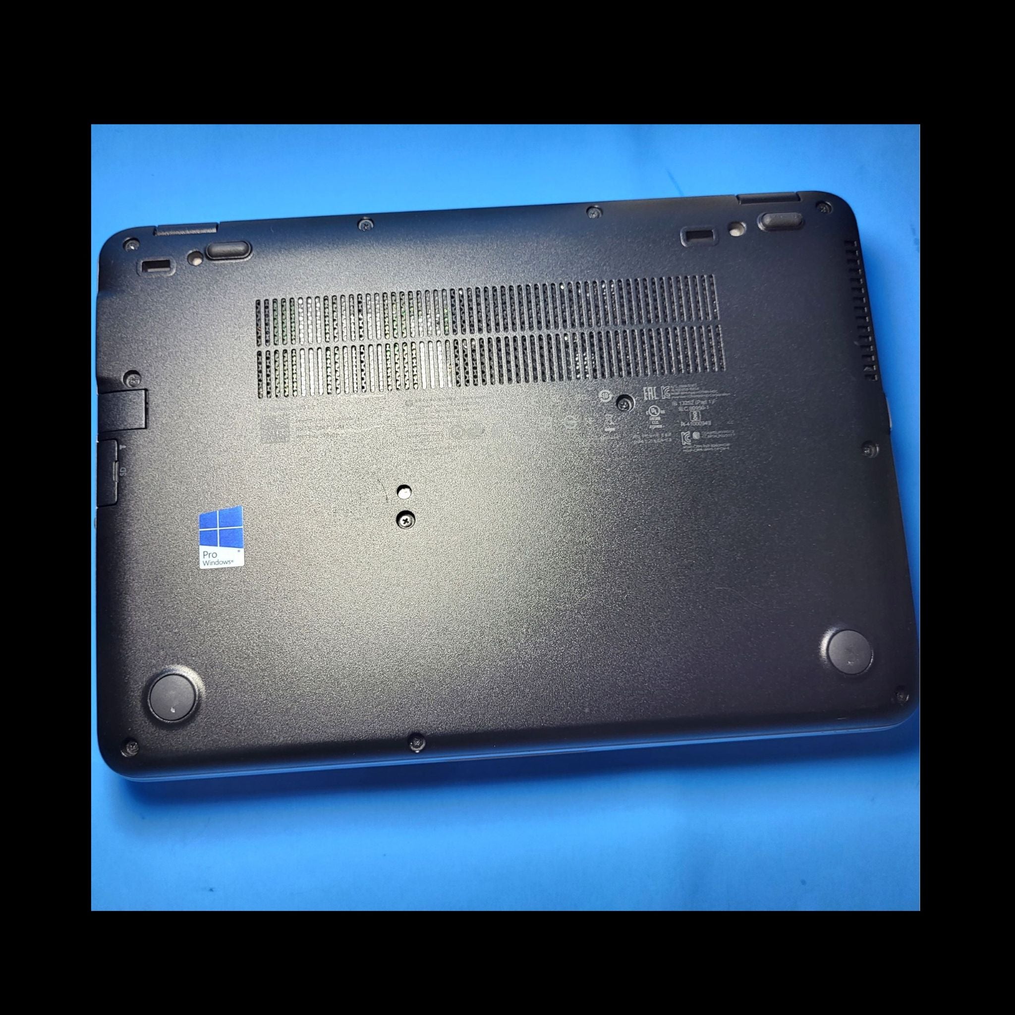 HP EliteBook 820 G3 | i5-6300U | 8GB | 256GB SSD | (Used)